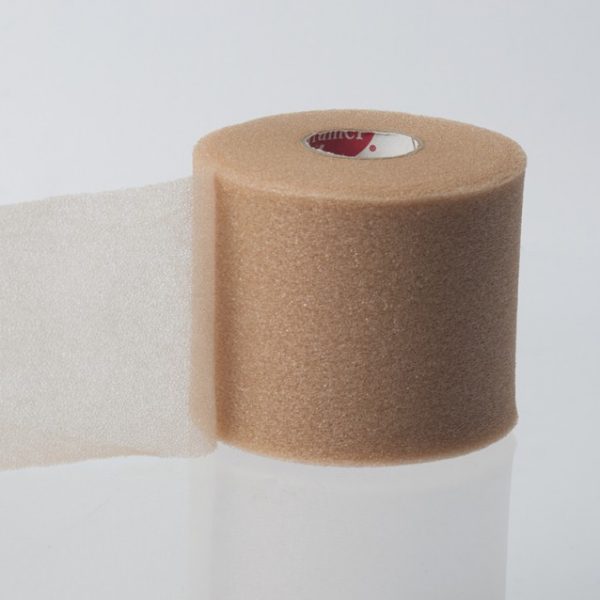 pour putoiser en fonction de vos surfaces - découpez vos morceaux de mousse que vous enveloppez dans la mousse finepour fabriquer vos tampons