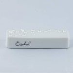 pour obtenir des effets gouttes d'eau ! donner de l'originalité et du relief à vos décorations avec les éclats de verre en cristal transparent, pour decor porcelaine