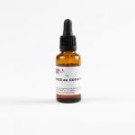 L'Essence de copaïva 25ml avec bouchon compte-gouttes est indispensable pour le travail en technique scandinave. Elle est utilisée pour la préparation des pigments de base mais aussi pour les produits relief (blanc mat, brillant ou I-Relief).