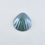 Ce Lustre bleu vert 250 en 5 grammes a de jolies nuances jouant entre un vert profond et un bleu marine . Il donnera un très beau rendu sur vos pièces décoratives et quelque soit la technique employée !