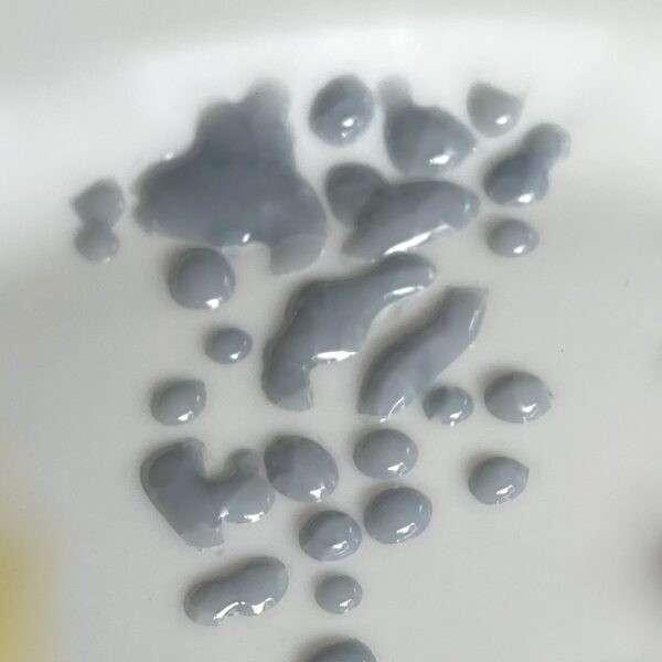 pour obtenir des effets gouttes d'eau !  donner de l'originalité et du relief  à vos décorations avec les Eclats de verre gris granit