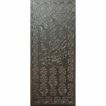 Le Sticker fleurs et feuilles géométriques 3001 est une planche adhésive, le motif se positionne sur votre porcelaine, ensuite appliquez votre peinture par putoisage.
