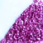 Le fin Sable d'Obéron en 20 grammes est de couleur prune rubis, Pour appliquer les sables, utilisez de la PPM (pâte à modeler prête à l'emploi)